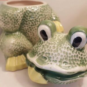 Vintage cookie jar Frog kitschy kitchen storage and organization Cutecore